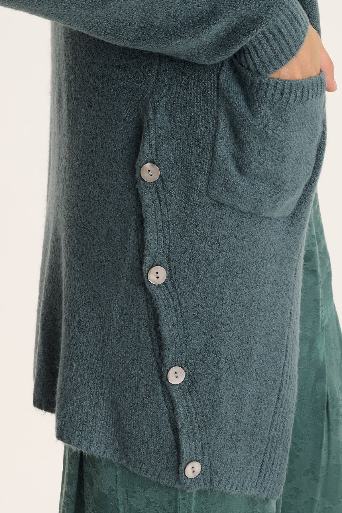 Bayek Longline Open-Front Knit Cardigan