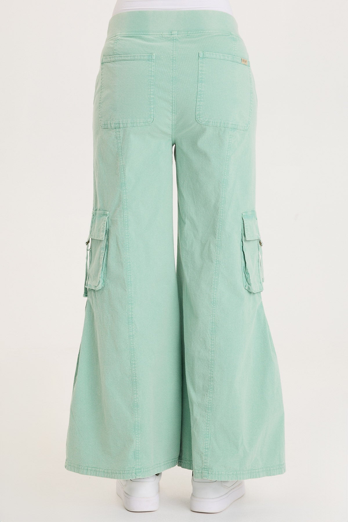 Erwin Side Pleats Cargo Wide-Leg Pant