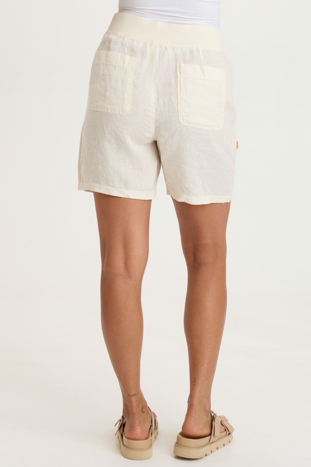 Jayci Linen Cargo Short