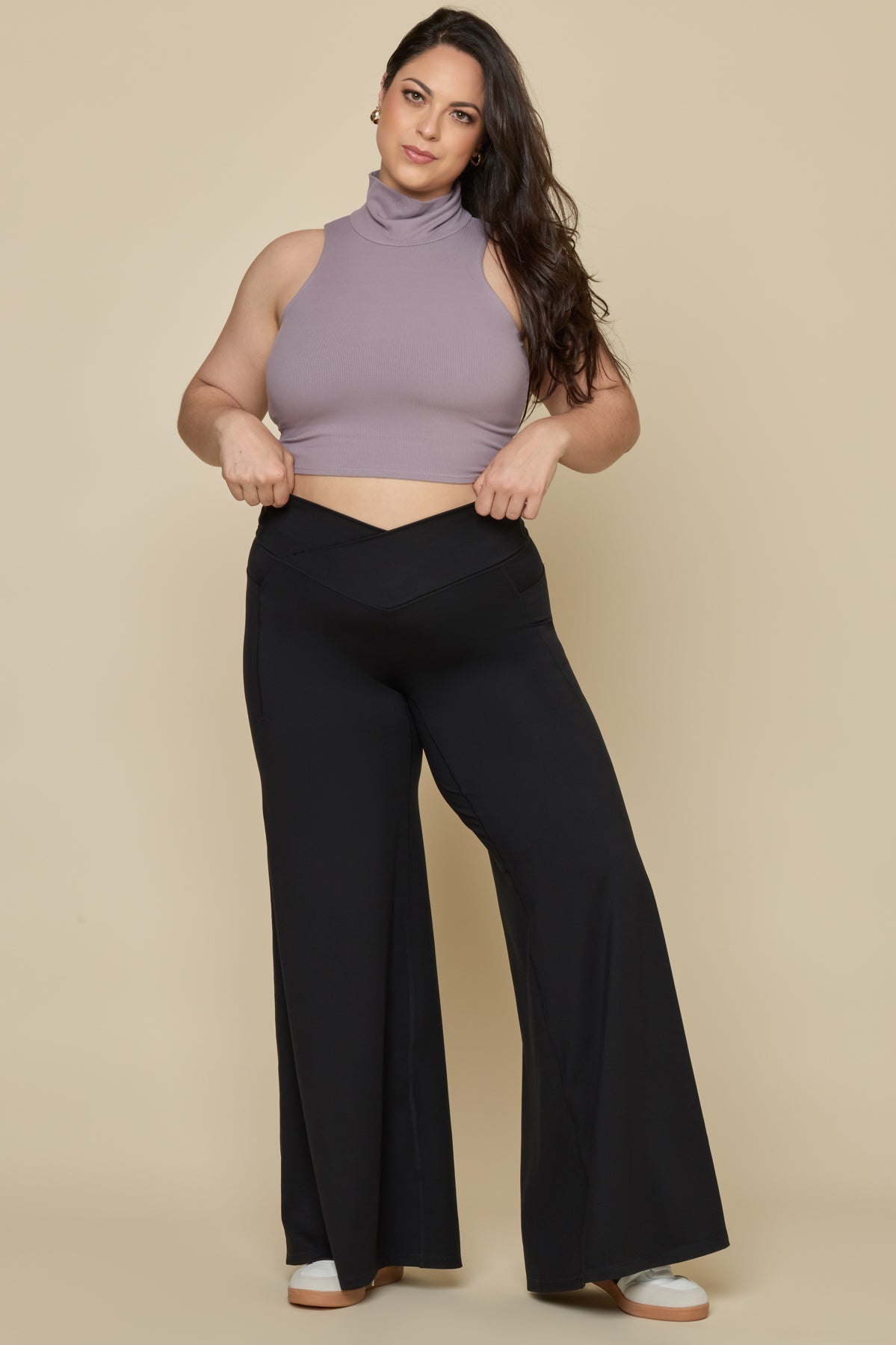 Crisscross Hourglass® Wide Legging - Black