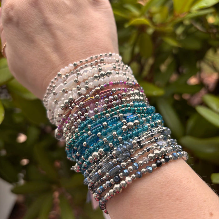 Isla Coastal Crystals Big Sur Waterproof Stretch Bracelet –Violet Tides & Silver Isla Coastal Crystals Big Sur Waterproof Stretch Bracelet –Violet Tides & Silver Bracelet