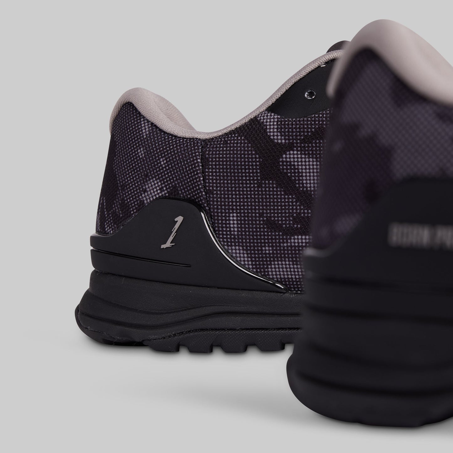 Women's Savage 1 CV (Black Camo)