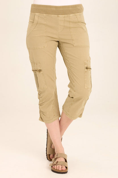 Nadia Crop
