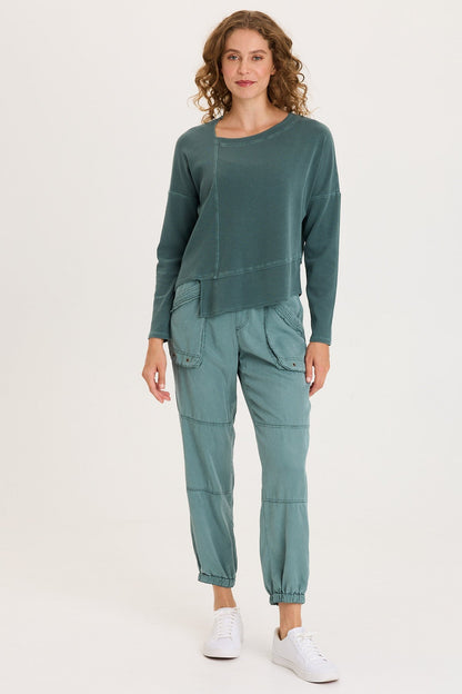 Hadden Asymmetrical Hem Long Sleeve Top