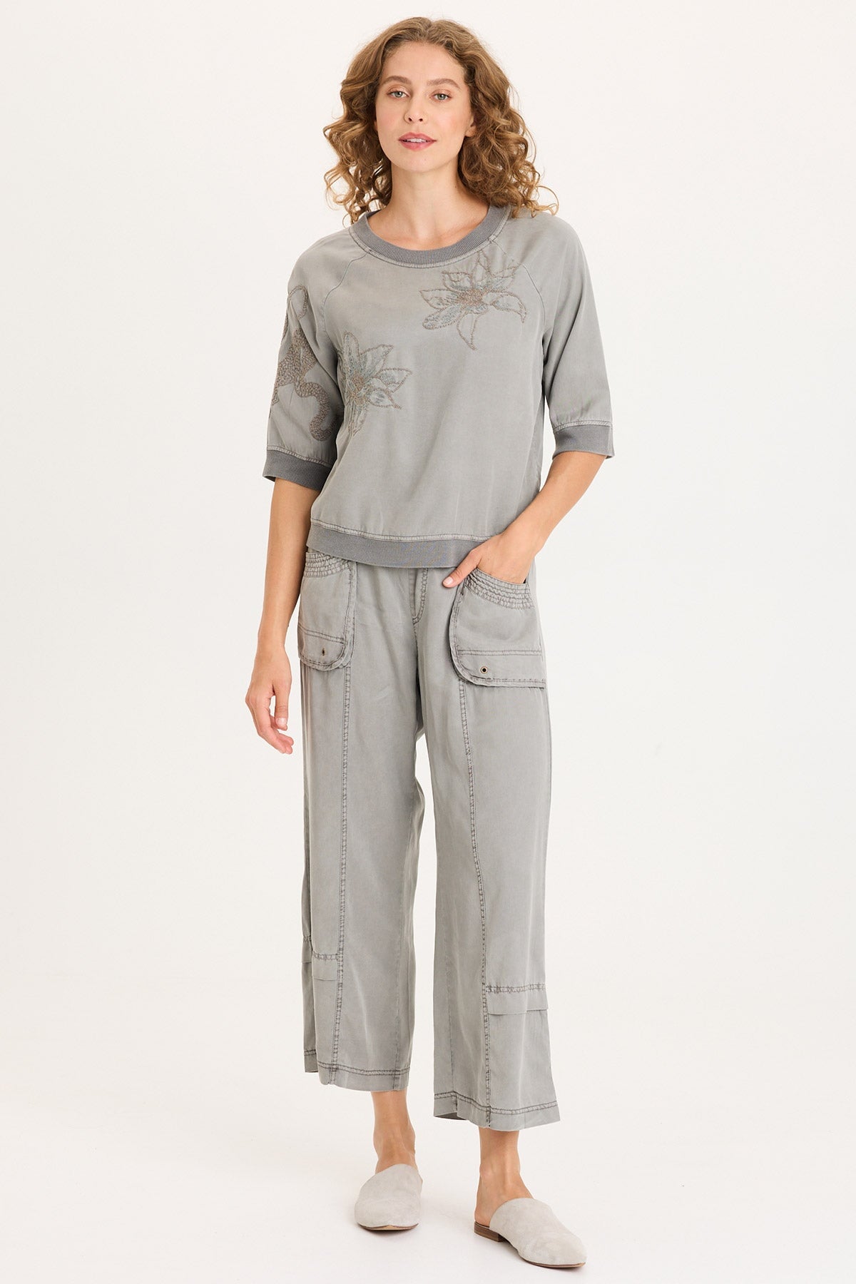 Linton Embroidered Twill/Rib Snap-Up Back Top