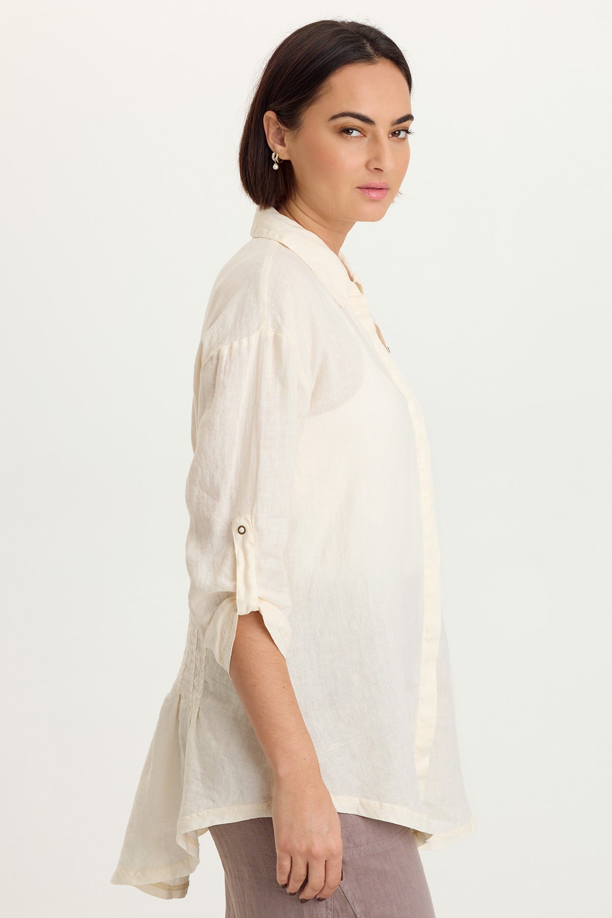 Moira Linen Hi-Lo Button-Up Top