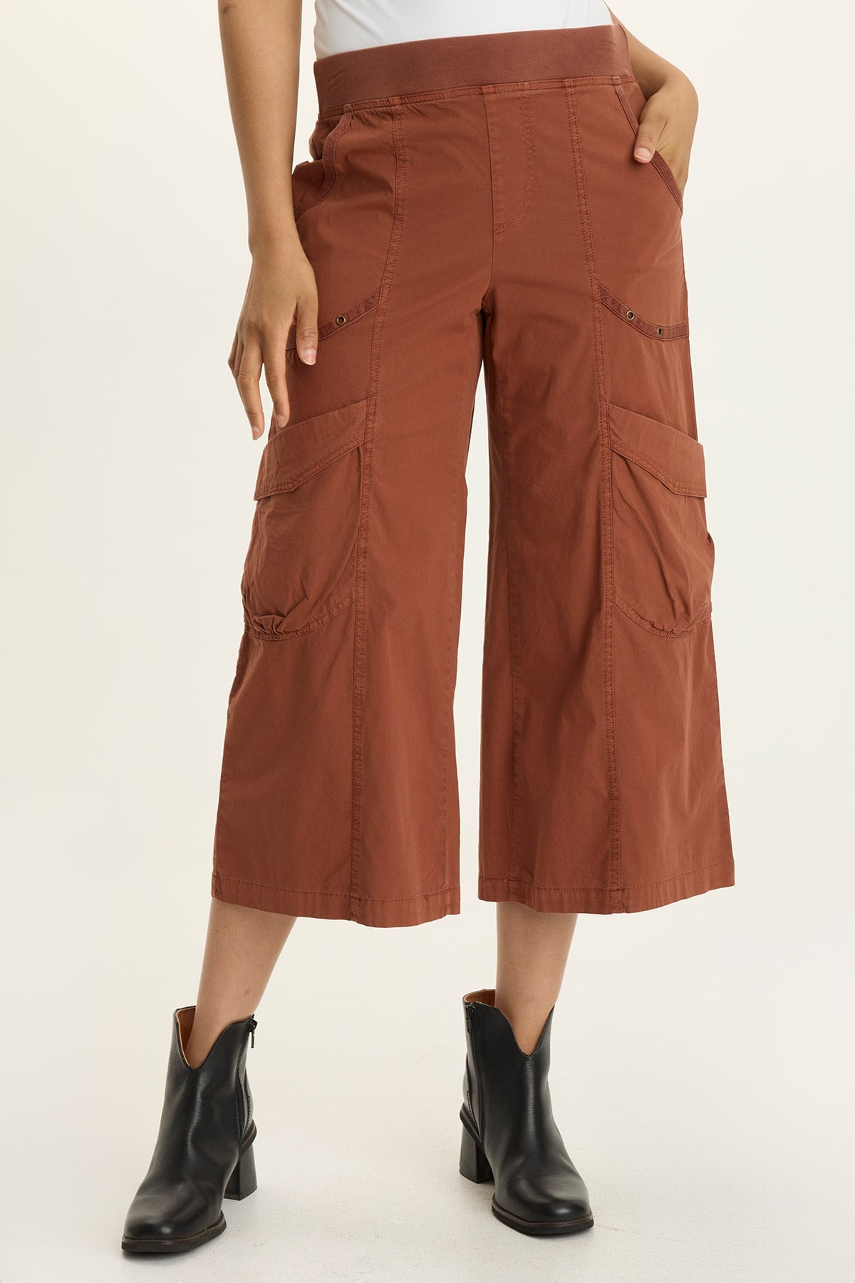 Faulkner Poplin Exaggerated Pocket Crop Pant
