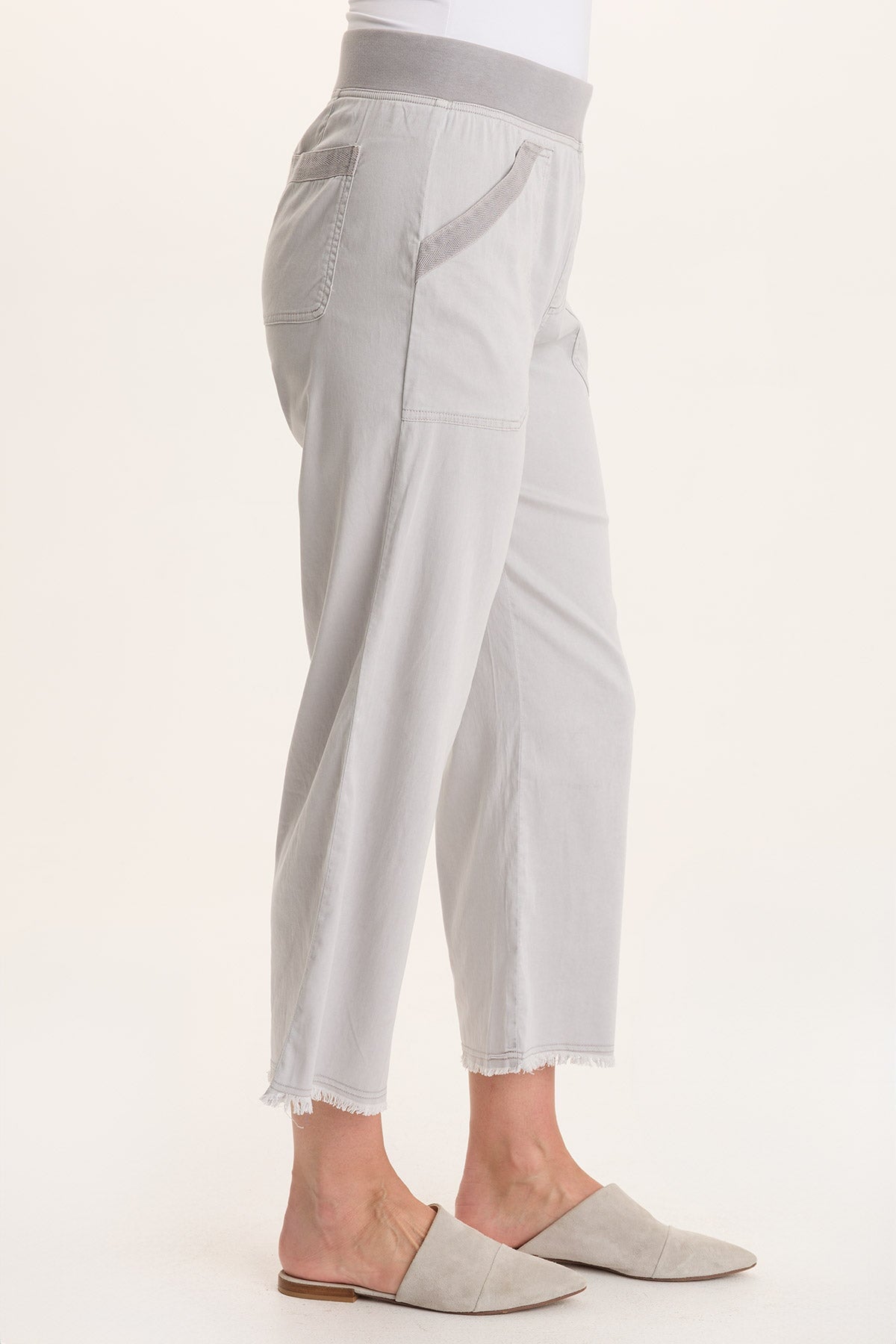 Daga Tencel Flared Leg Pull-On Crop Pant