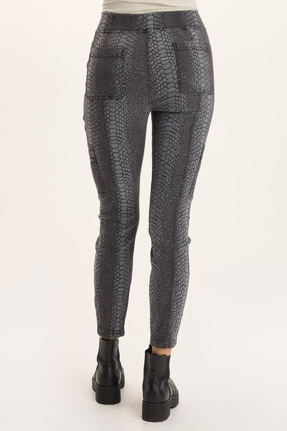 Gamlin Textured Jacquard Elevated Legging