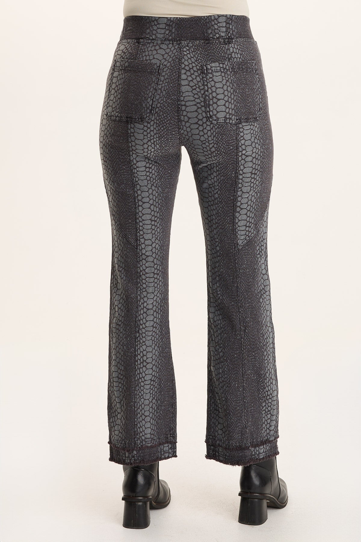 Askell Textured Jacquard Flared Pull-On Pant