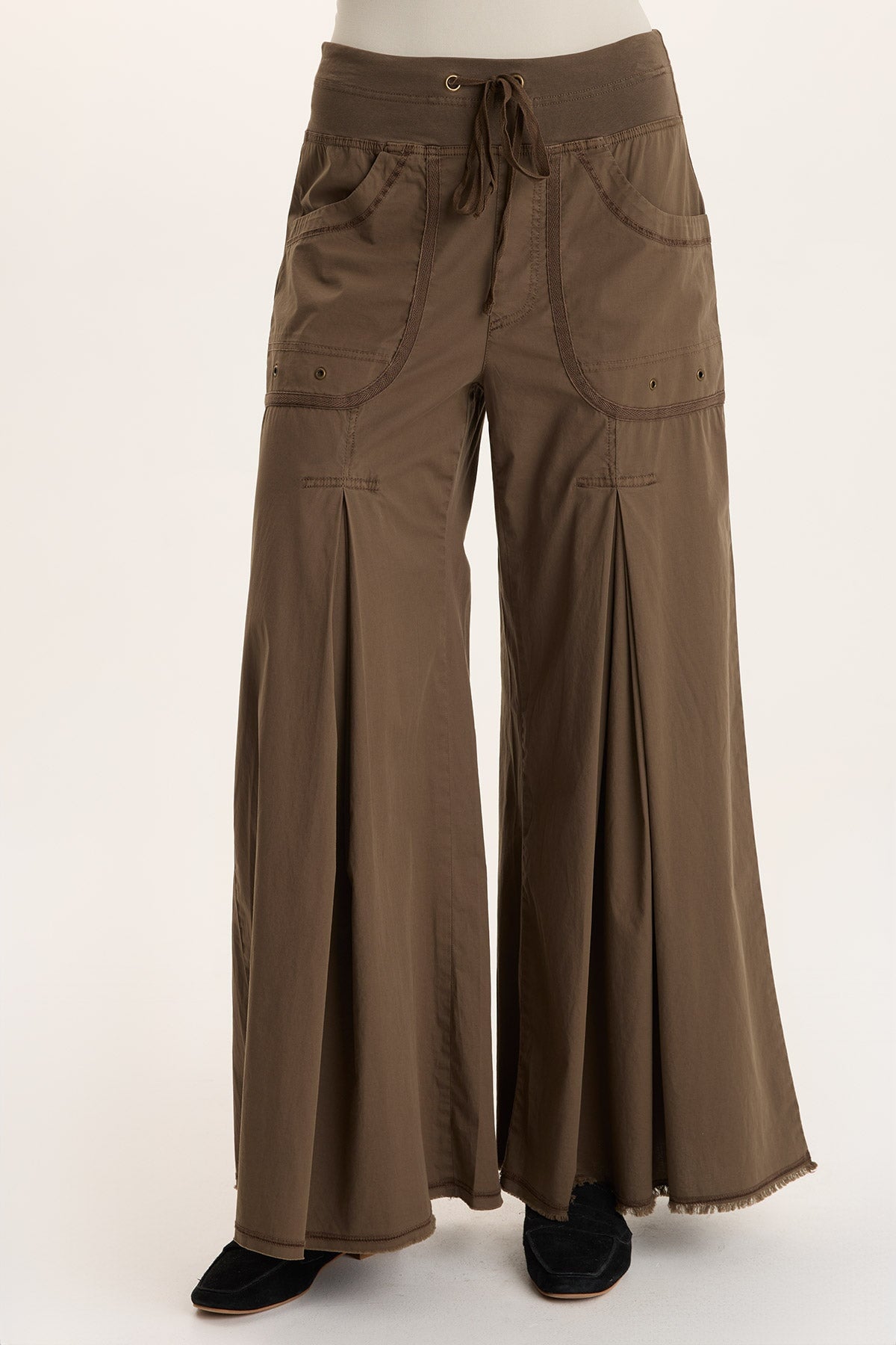 Nevins Soft Volume Wide Leg Drawstring Pant