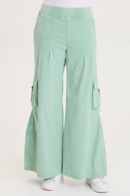 Erwin Side Pleats Cargo Wide-Leg Pant