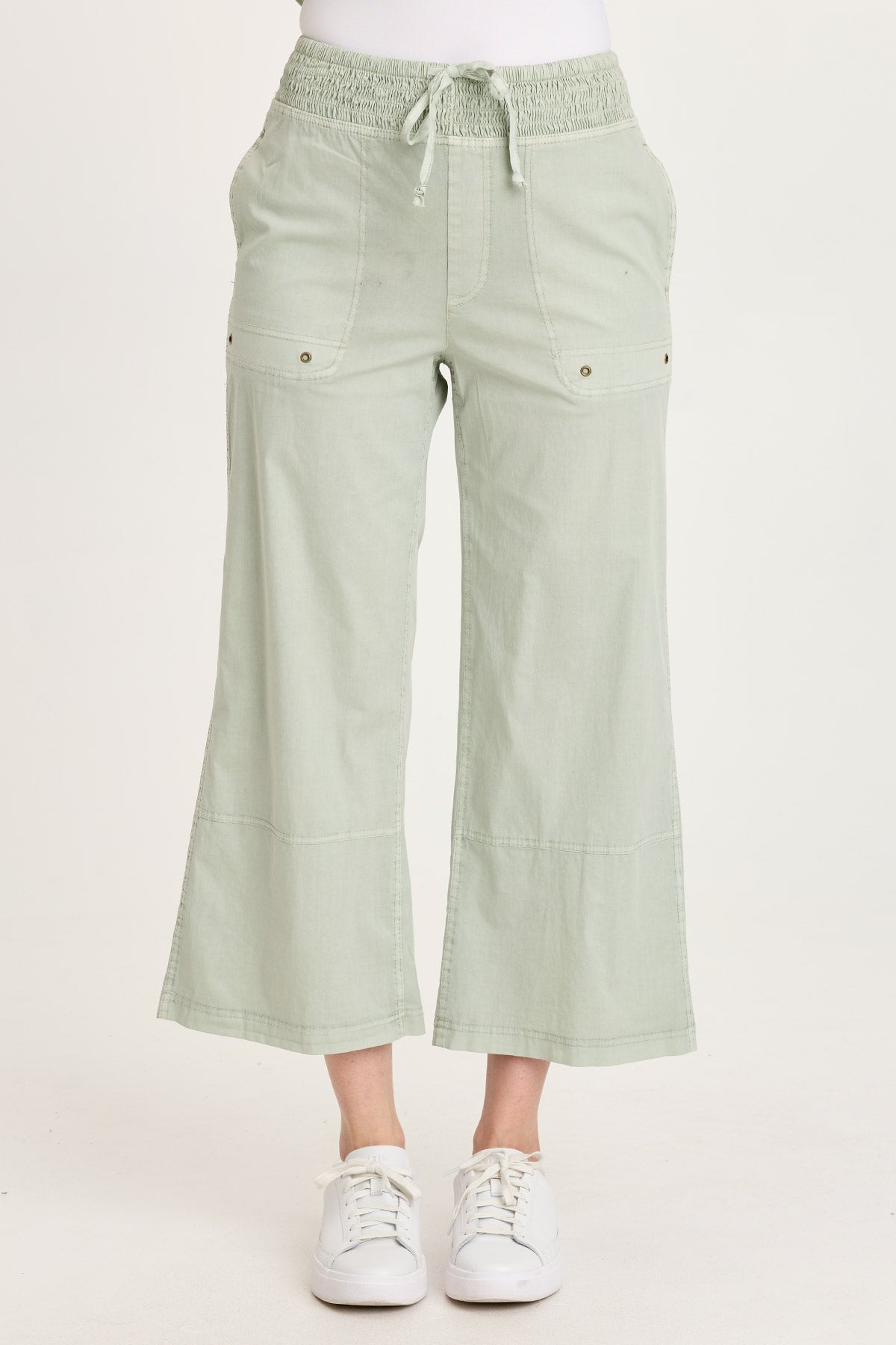 Artus Poplin Smocked Waist Crop