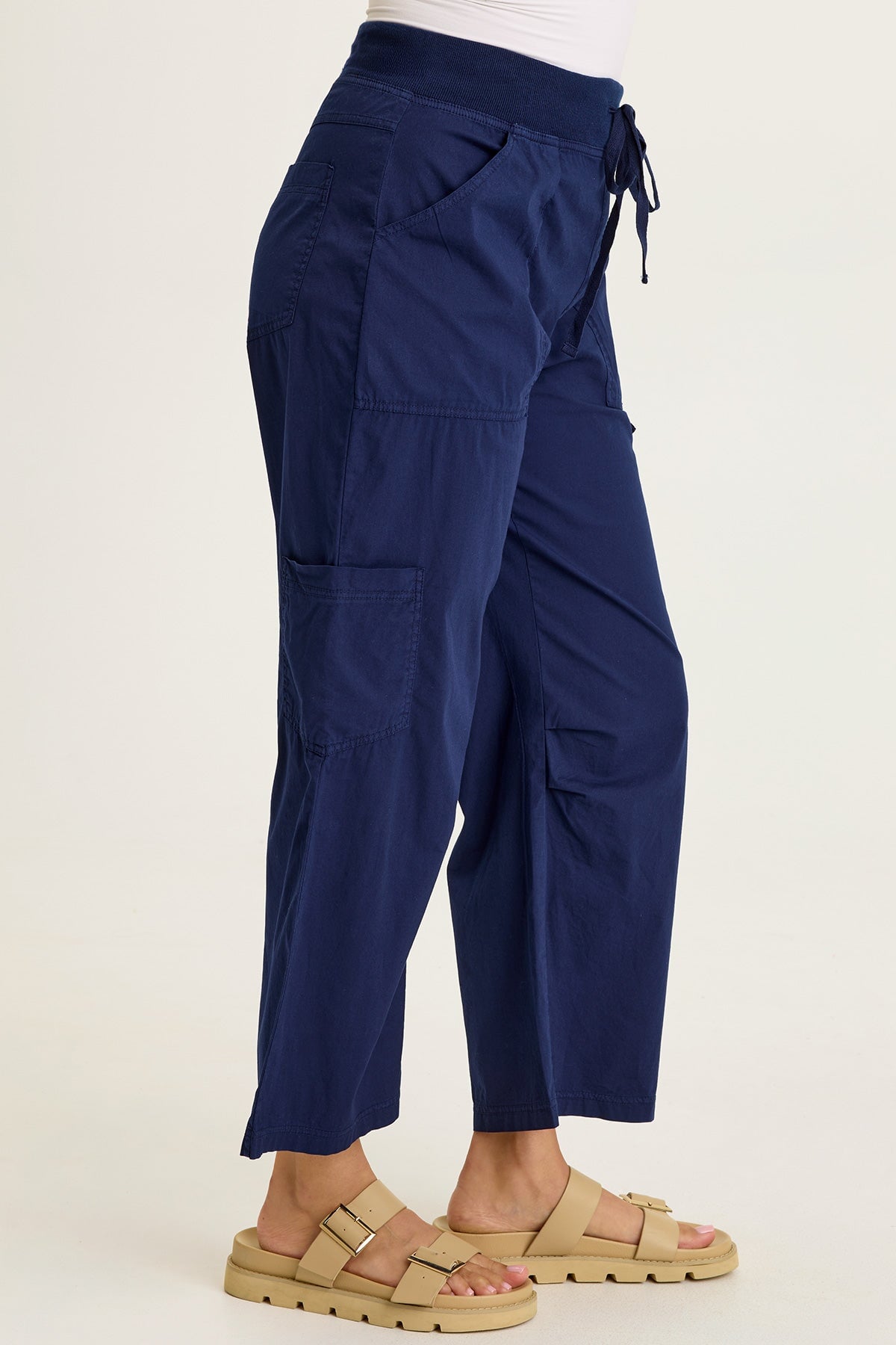 Leopold Poplin Darted Knee Cargo Crop