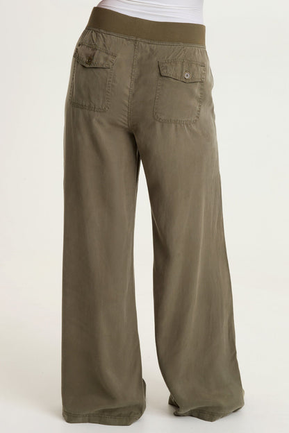 Dacia Twill Pleated Wide Leg Pant