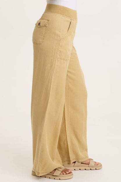 Dacia Twill Pleated Wide Leg Pant