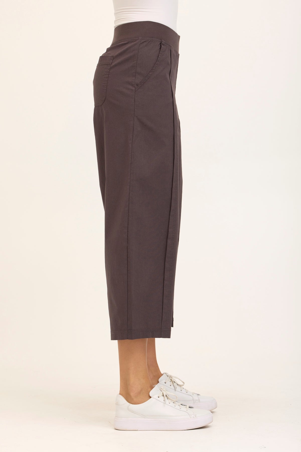 Benson Poplin Barrel Crop