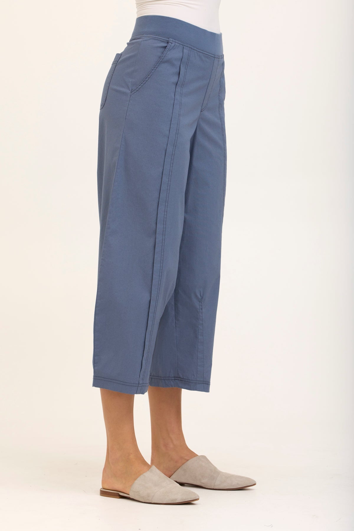 Benson Poplin Barrel Crop