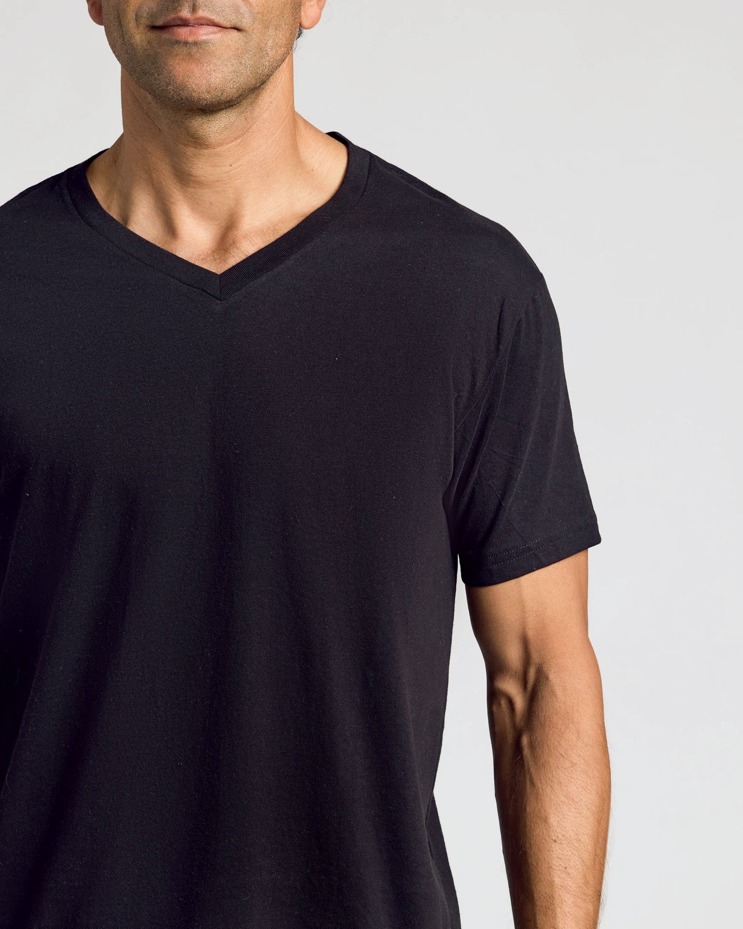 All Black Classic V-Neck 10-Pack