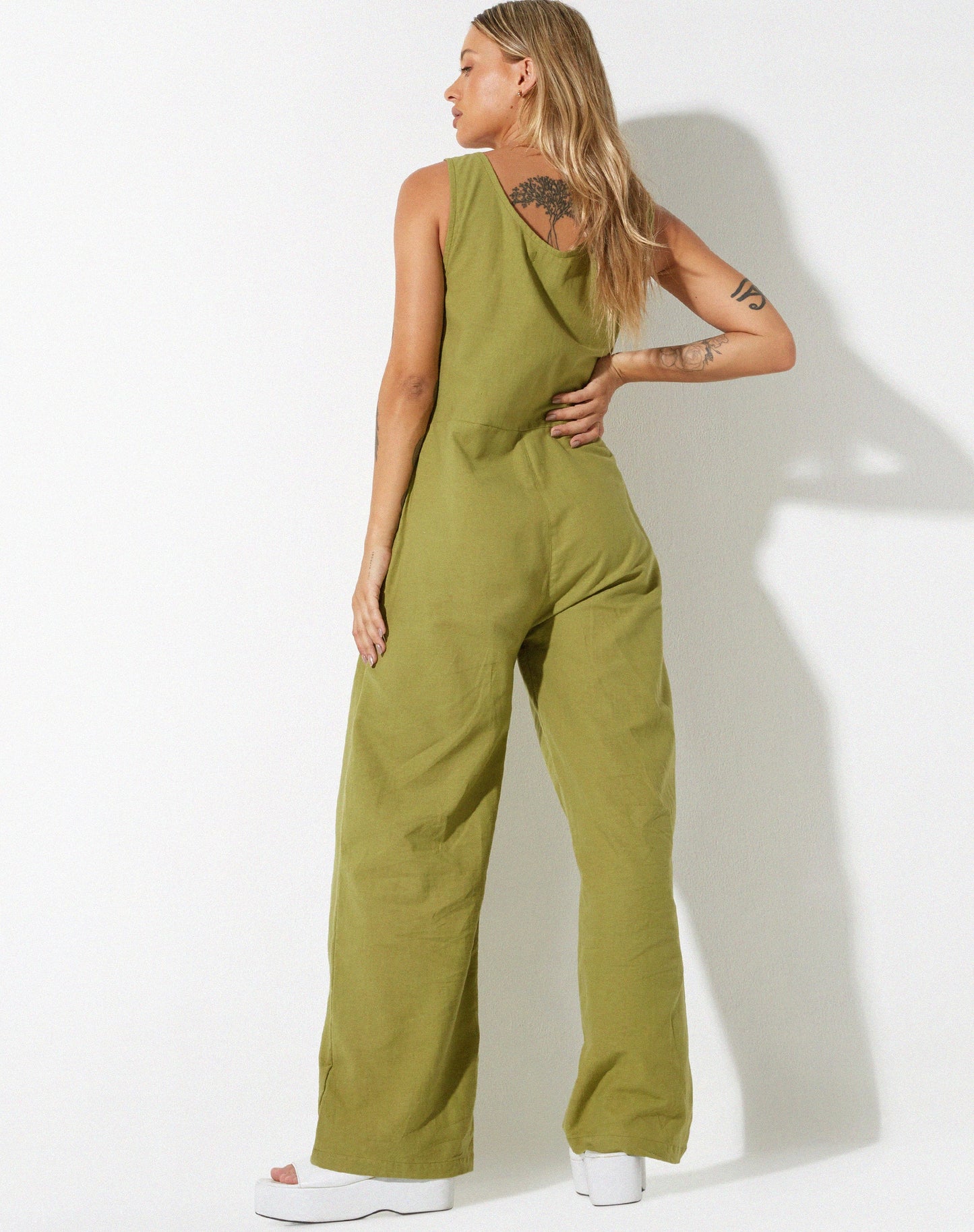 Beatrix Jumpsuit in Linen Rami Green