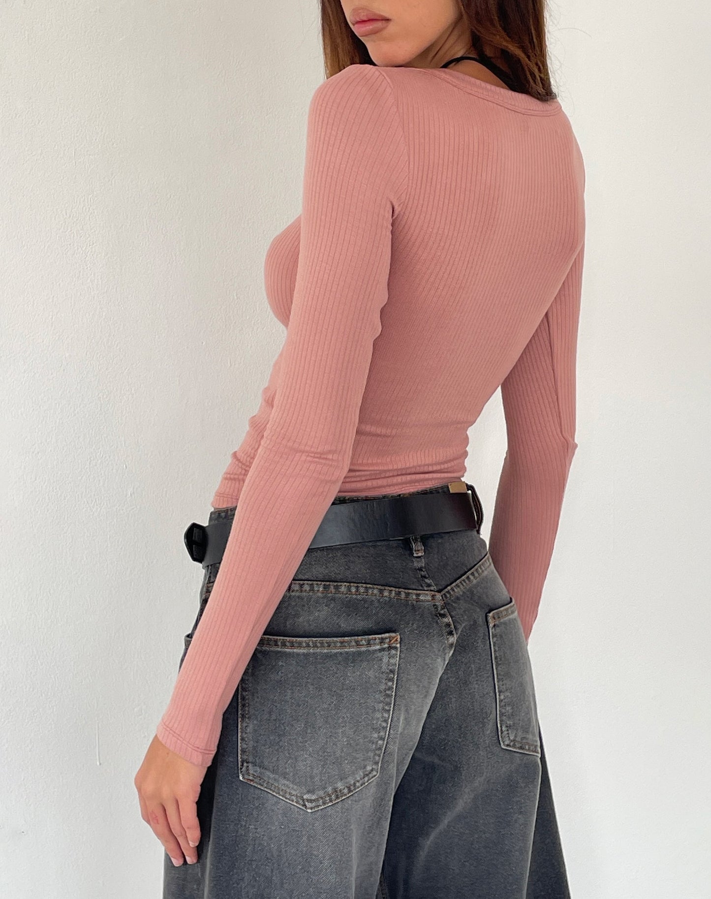 Binlo Extra Long Sleeve Top in Dusty Pink Rib