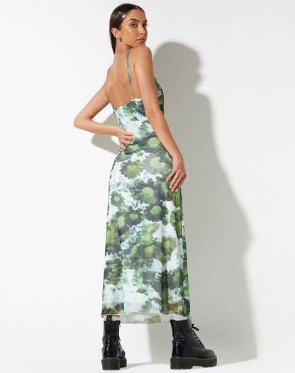 Chanda Maxi Dress in Xray Blurred Daisy Green