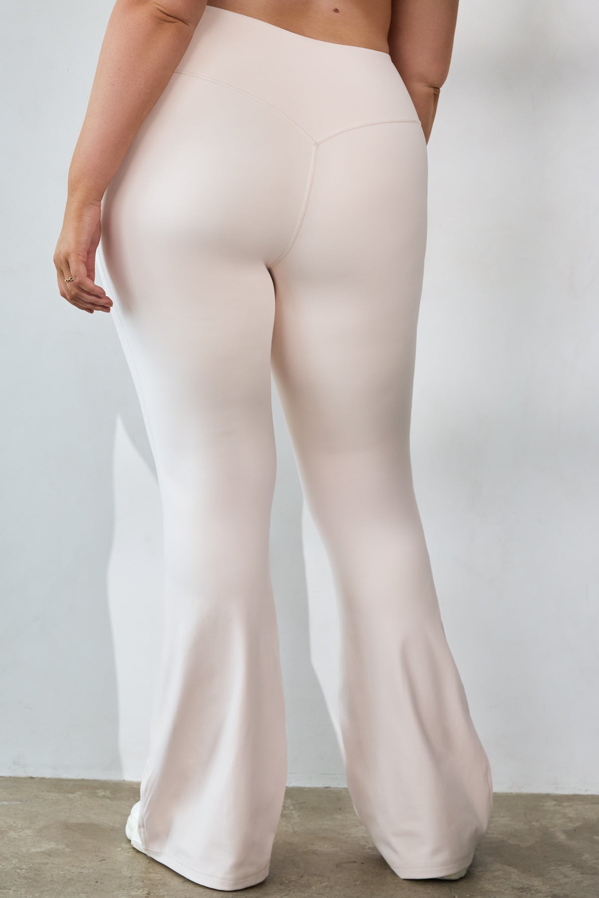 Supersculpt™ Flared Legging with Pockets - Tutu Pink