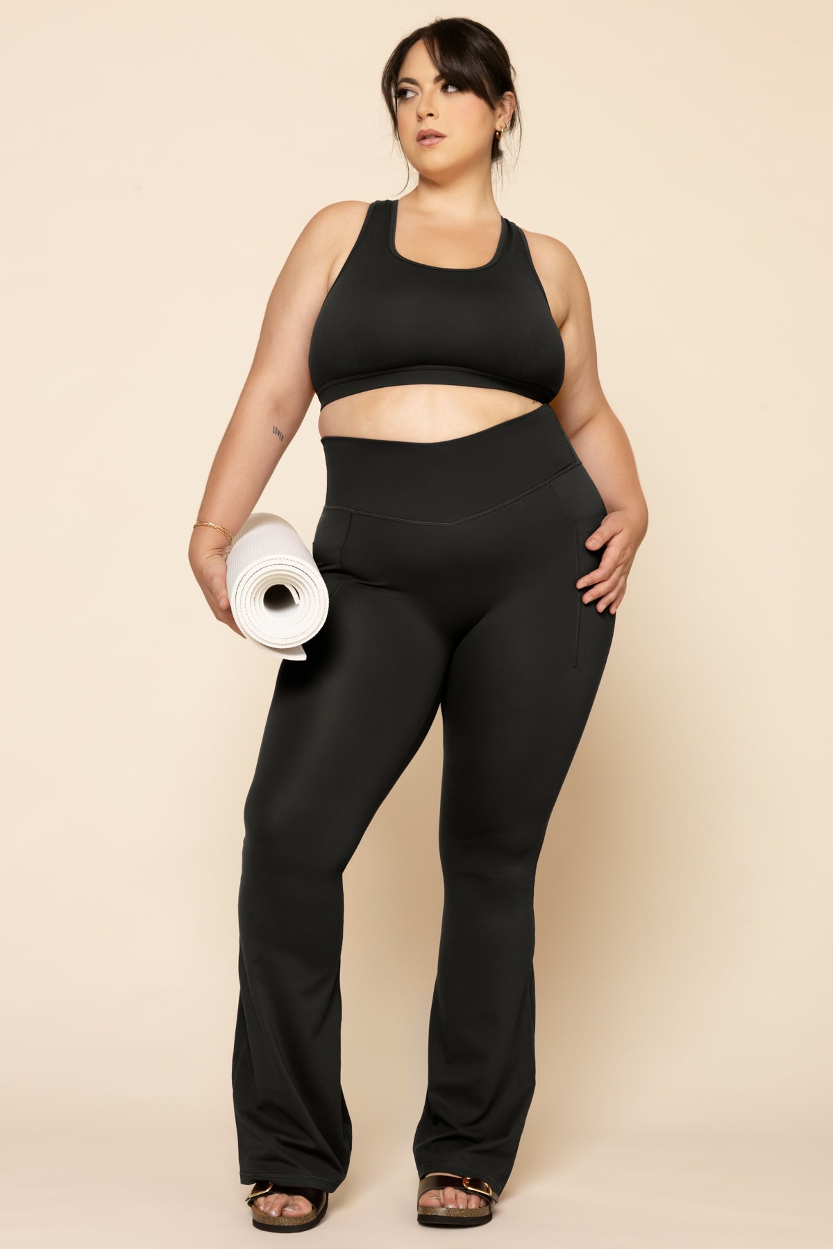 Supersculpt™ Flared Legging with Pockets - Black