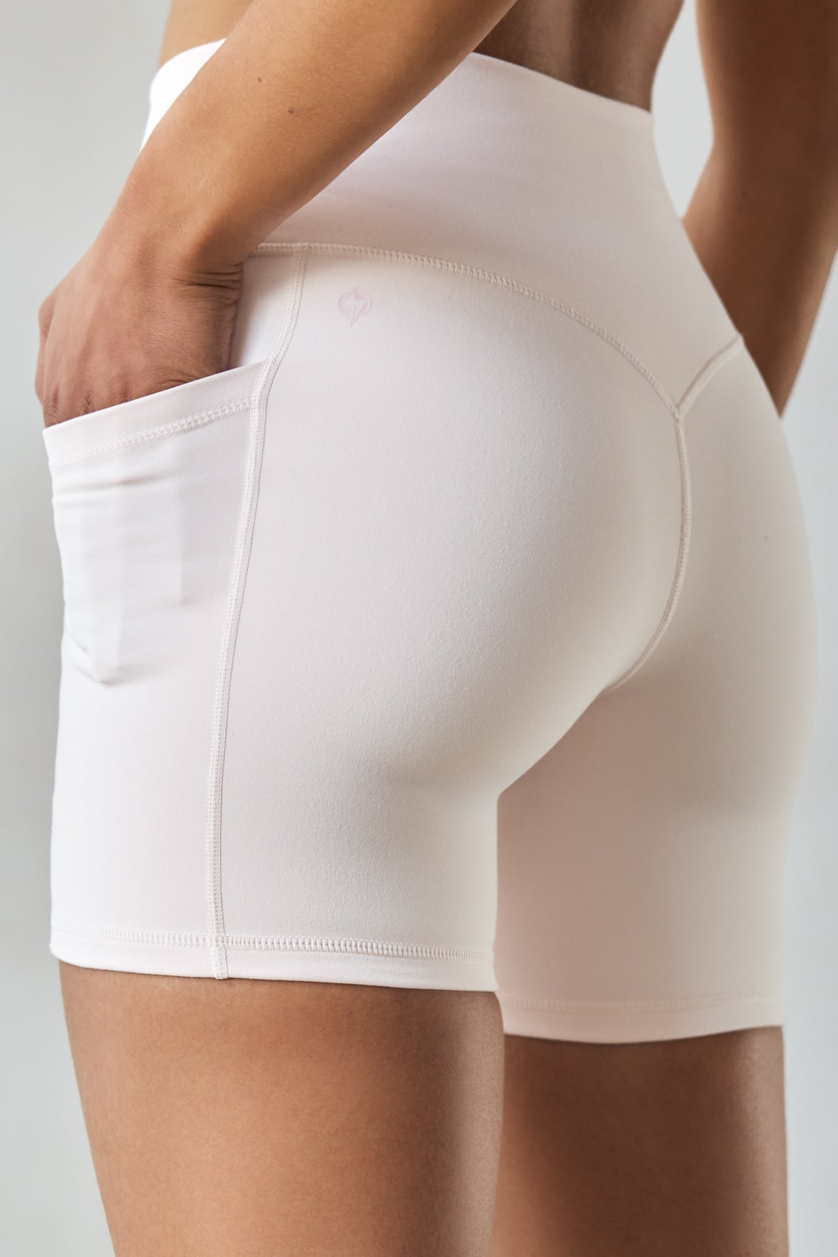 Supersculpt™ Midi Short with Pockets - Tutu Pink
