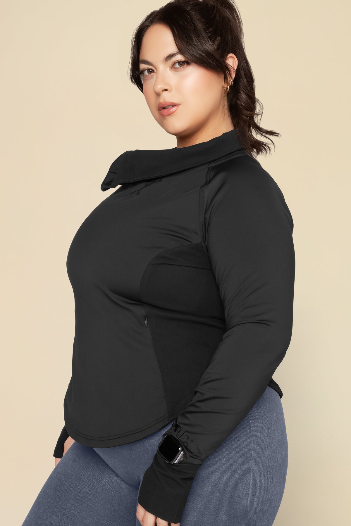 Chasing Pavements Mockneck Pullover - Black