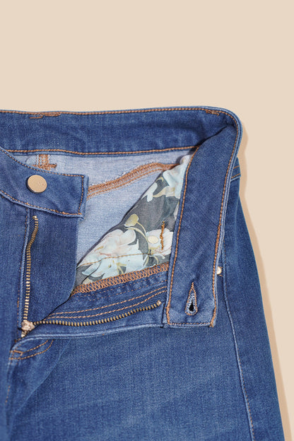 Superstretch Bell Bottom Jeans - Medium Wash