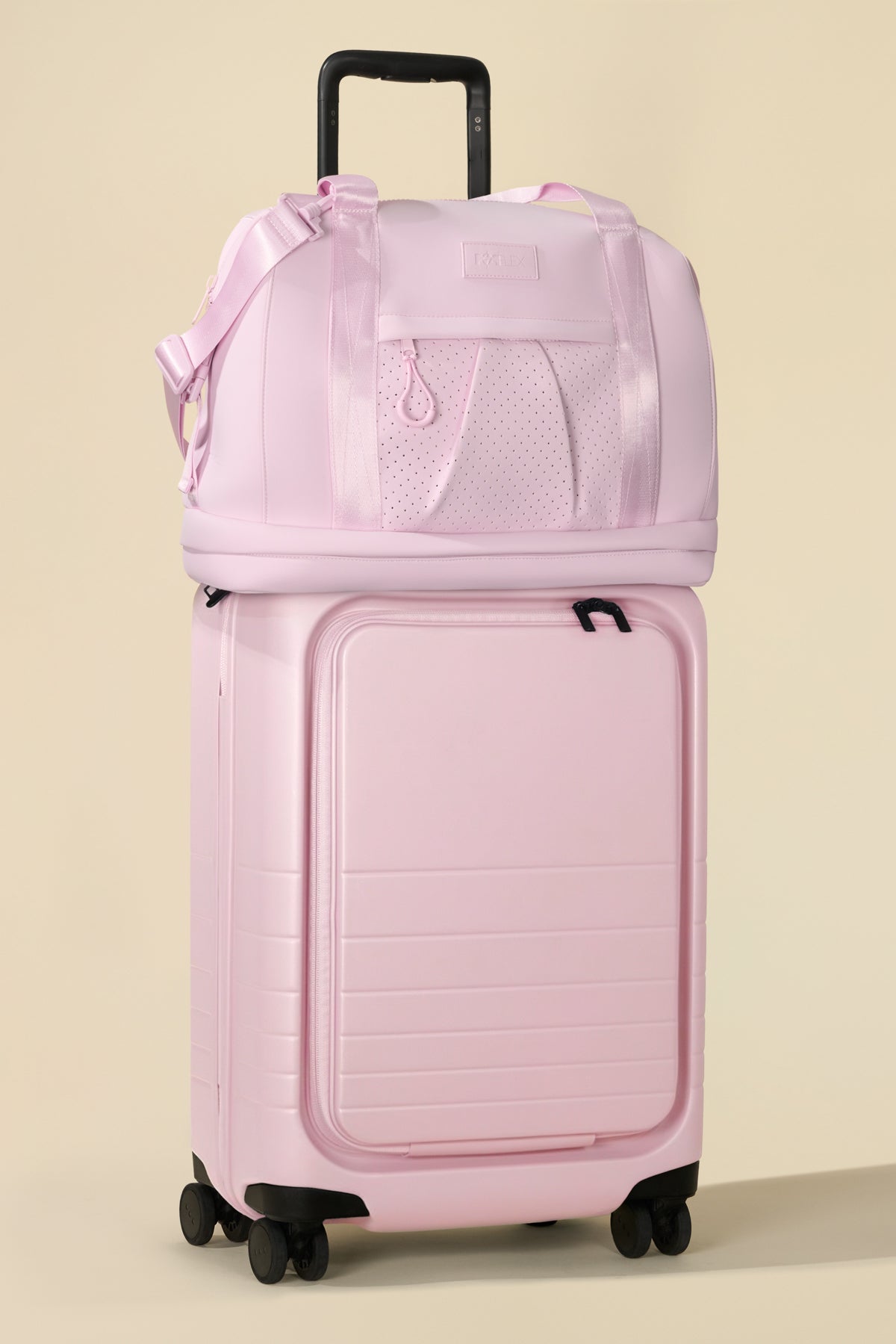 Ella Duffle - Baby Pink