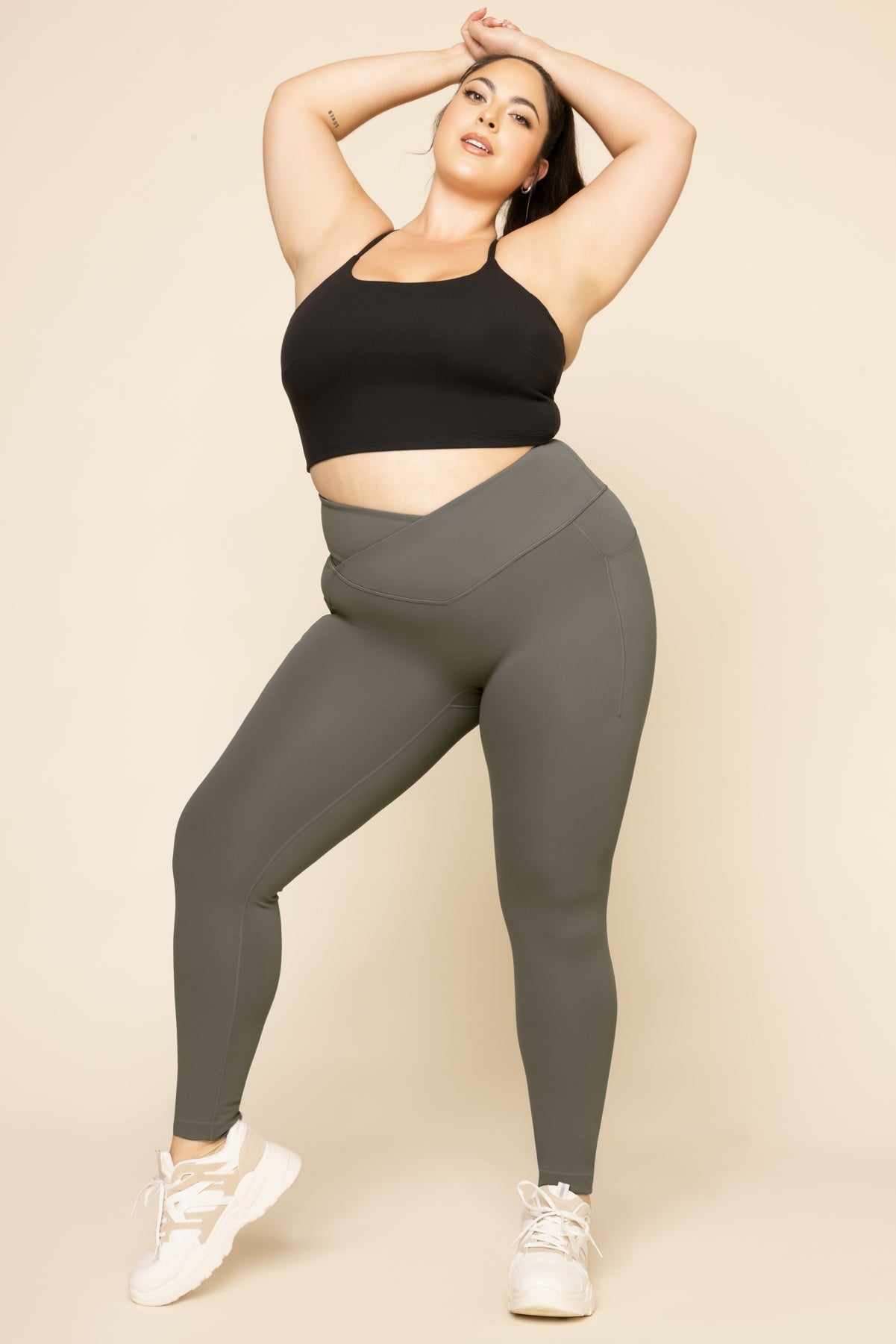 Crisscross Hourglass® Legging with Pockets - English Ivy