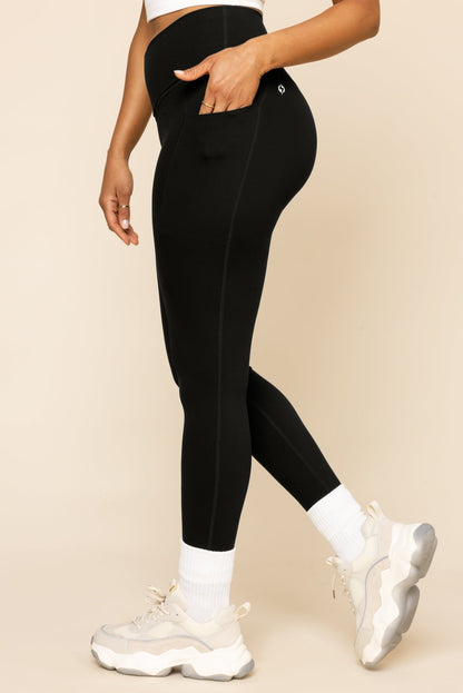 Crisscross Hourglass® Legging with Pockets - Black