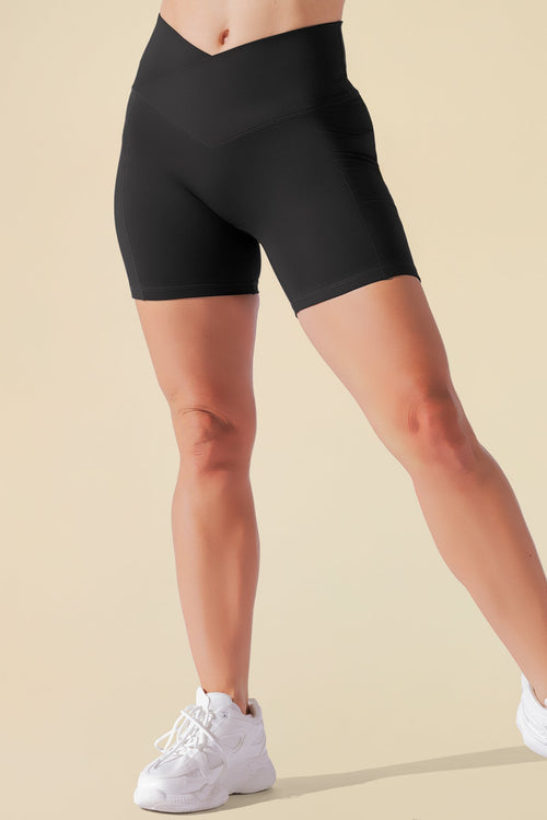 Crisscross Hourglass® Midi Short with Pockets - Black