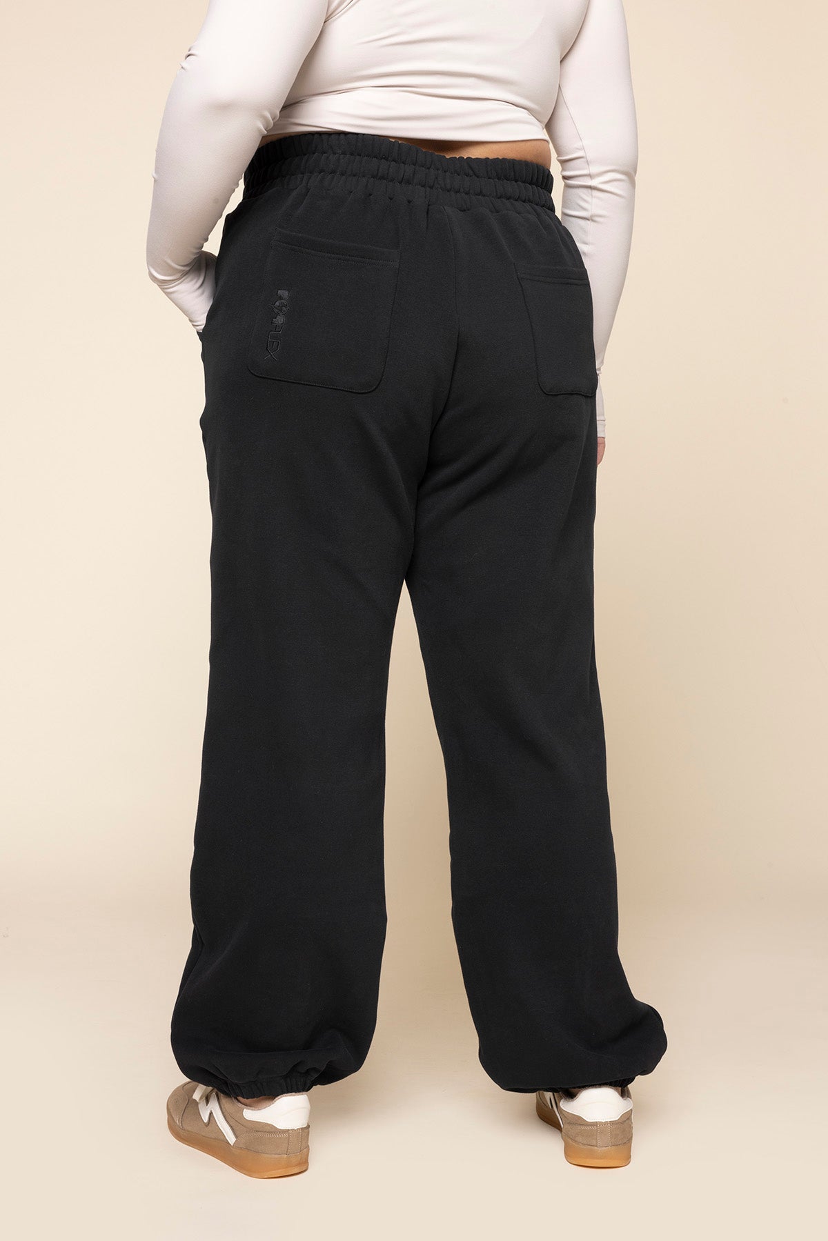 Ooey Gooey Sweatpant - Black
