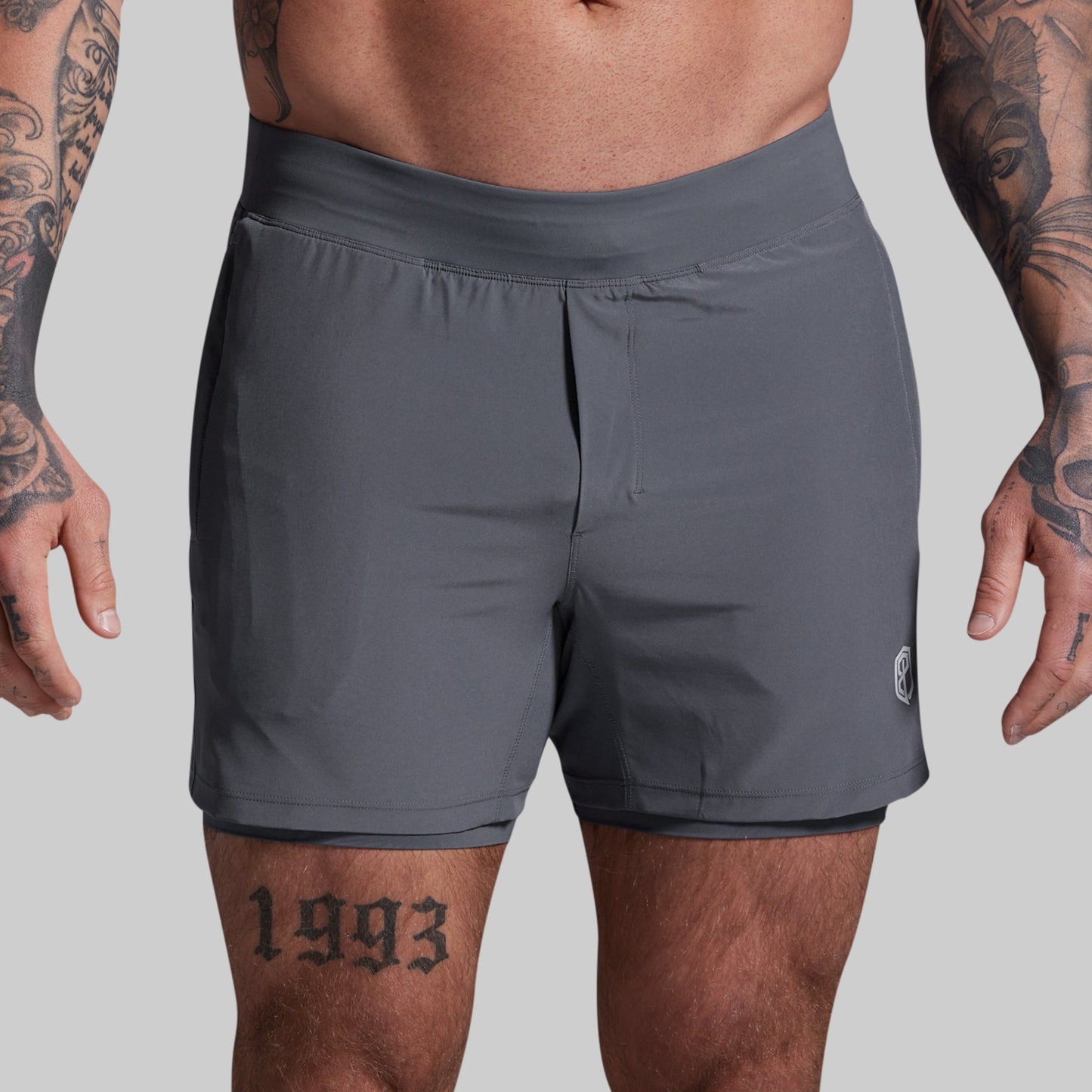 Versatile Short w/ Compression 5" (Basalt)