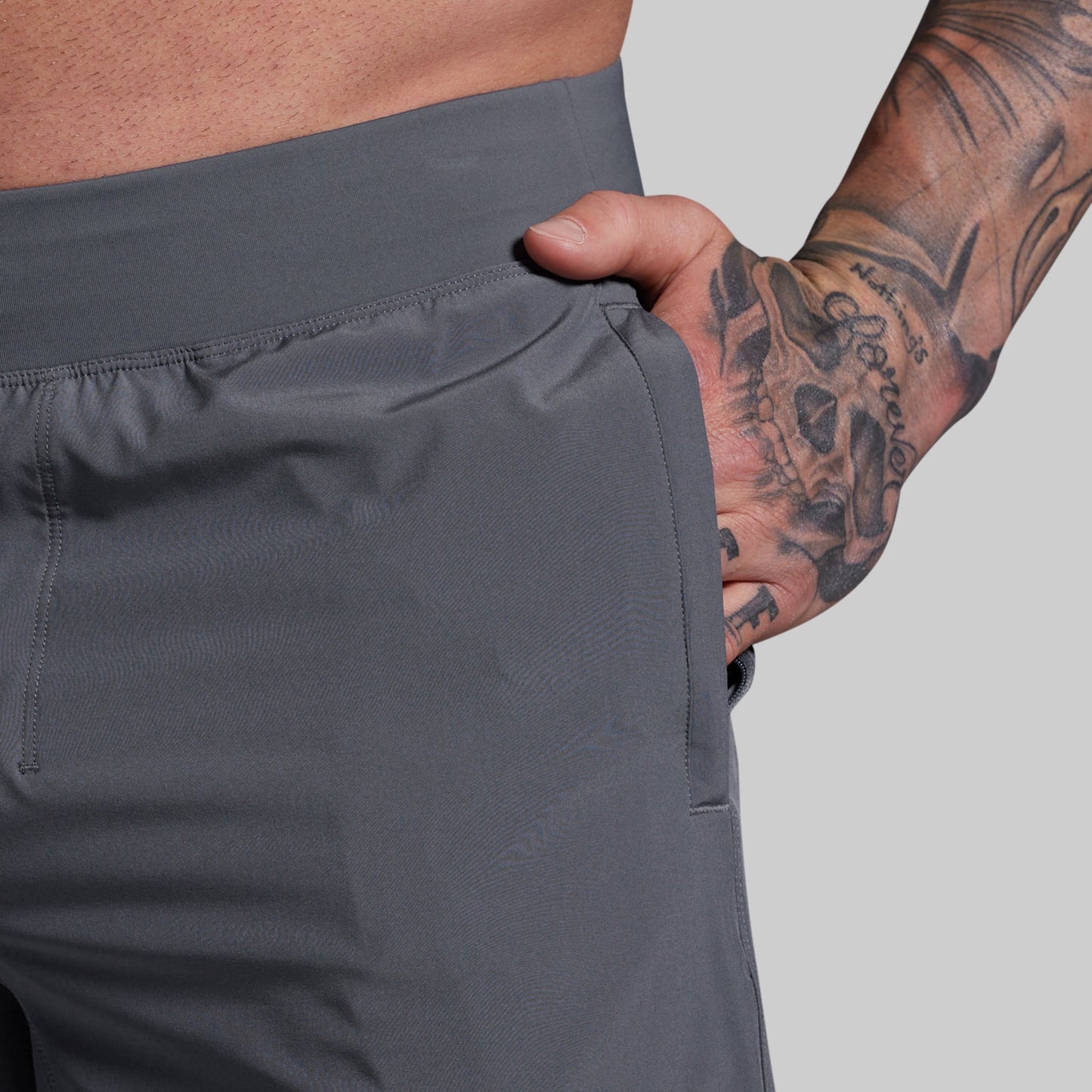 Versatile Short w/ Compression 7" (Basalt)