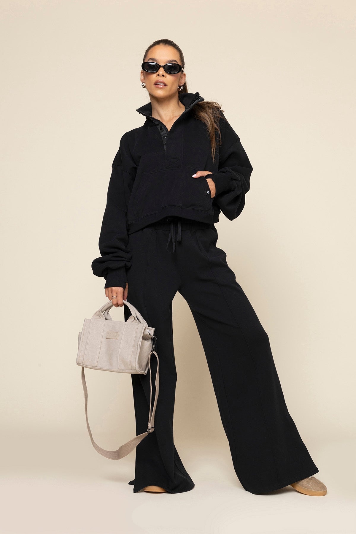 Ooey Gooey Crop Half Zip - Black