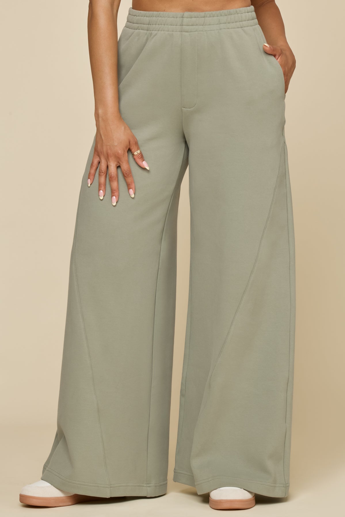 Superwide Sweatpant - Light Sage