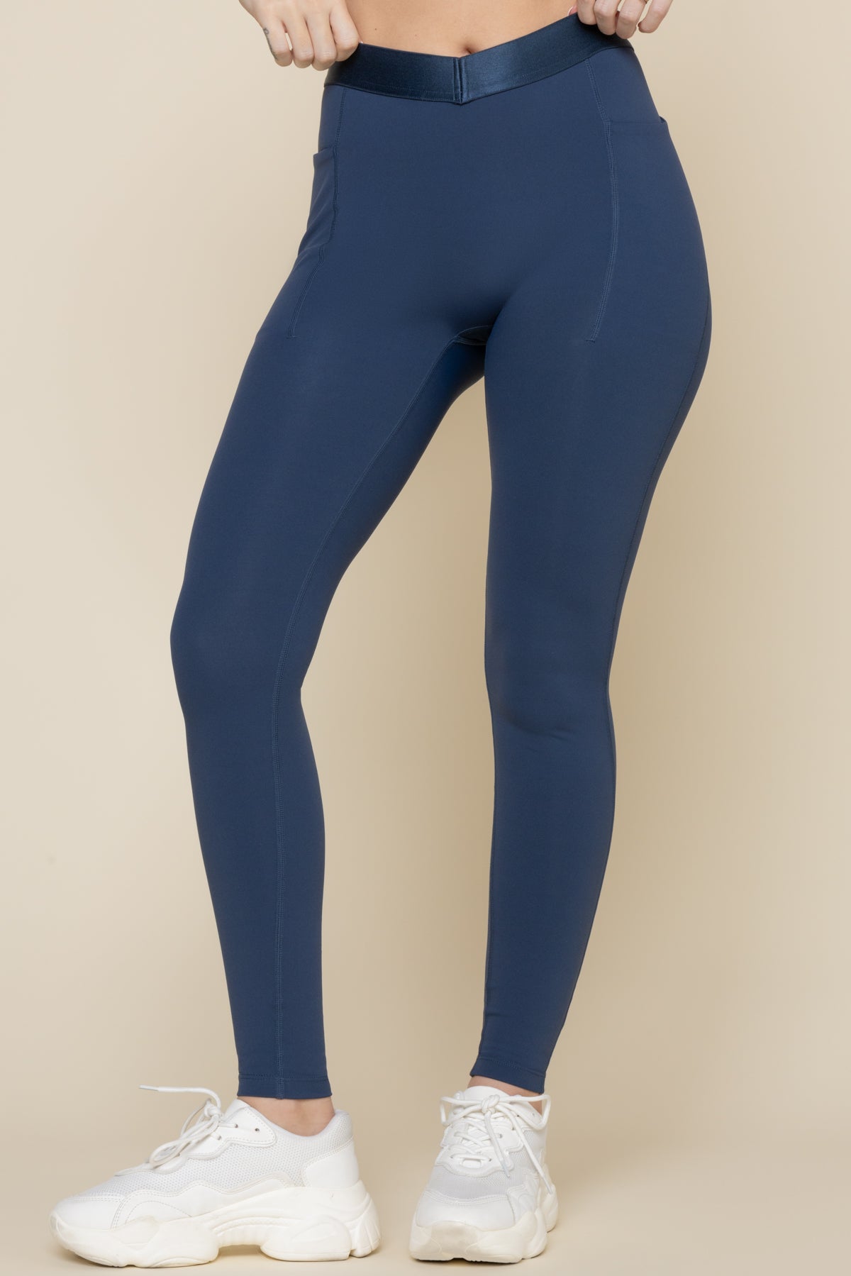 Contour Legging - Navy