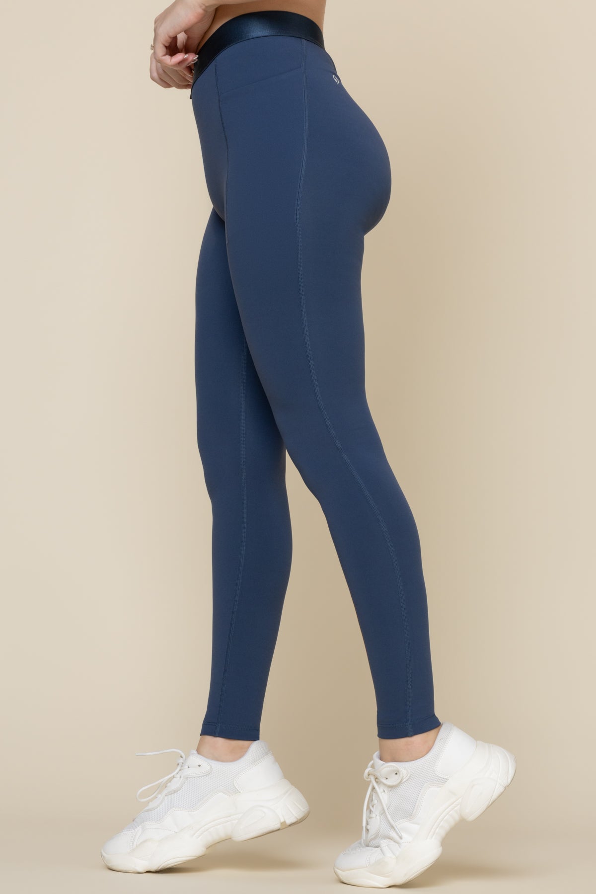 Contour Legging - Navy