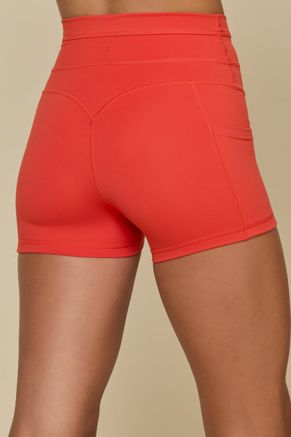 Cargo Booty Short - Cayenne