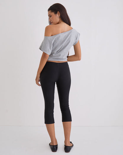 Asla Cropped Capri Trouser in Stretch Tailoring Black