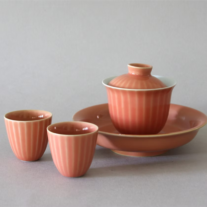 Gaiwan Set with 2 Cups, Coral