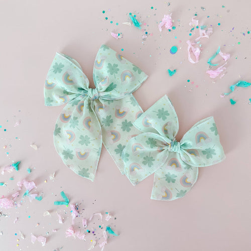Rainbows and Shamrocks Bow/Medium